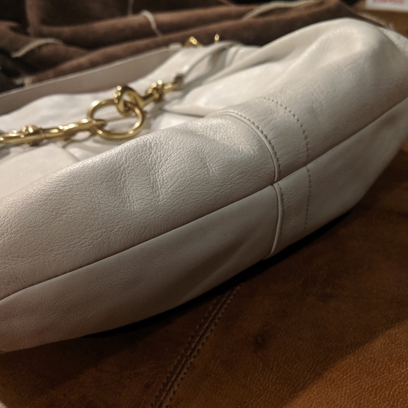 White Coach "Ergo" Pleated Leather Hobo Bag - EUC - Picture 5 of 8